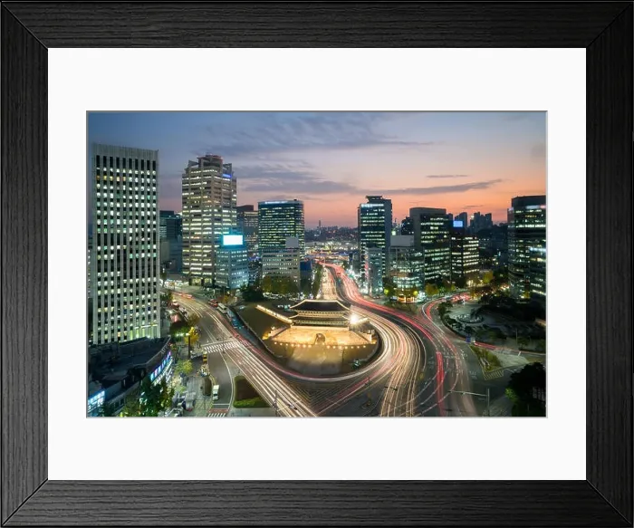 Framed Print : Seoul Namdaemun gate at night in Seoul, South Korea Framed Print : Seoul Namdaemun gate at night in Seoul, South Korea
