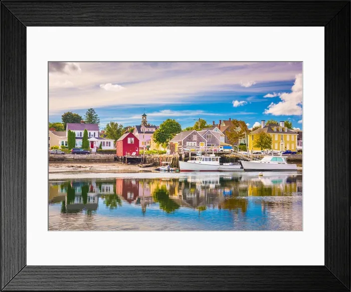Framed Print : Portsmouth, New Hampshire, USA town skyline on the Piscataqua River Framed Print : Portsmouth, New Hampshire, USA town skyline on the Piscataqua River