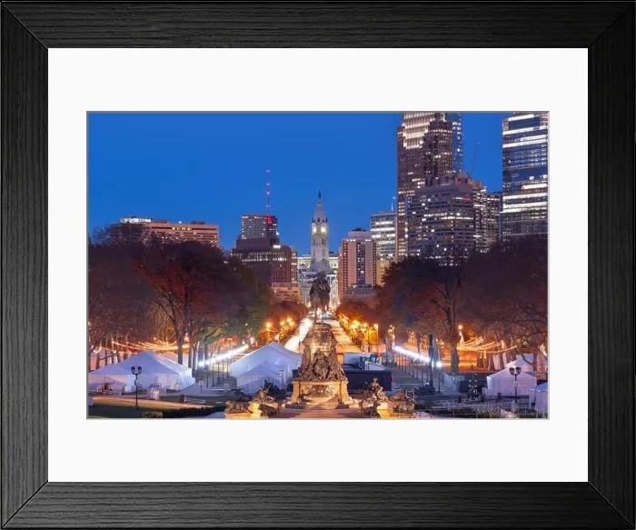 Framed Print : Philadelphia, Pennsylvania, USA in autumn overlooking Benjamin Franklin Parkway Framed Print : Philadelphia, Pennsylvania, USA in autumn overlooking Benjamin Franklin Parkway