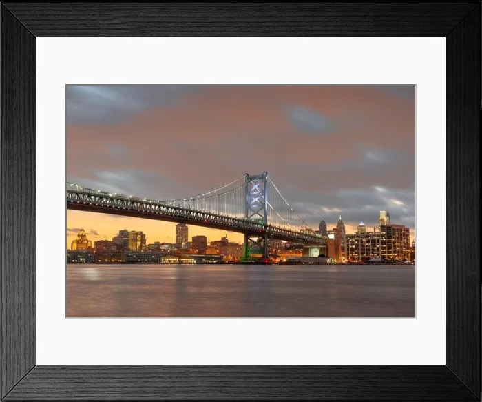Framed Print : Philadelphia, Pennsylvania, USA skyline on the Delaware river with Ben Franklin Bridge at night Framed Print : Philadelphia, Pennsylvania, USA skyline on the Delaware river with Ben Franklin Bridge at night