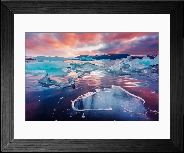 Framed Print : Icebergs in Jokulsarlon glacial lagoon. Vatnajokull National Park, southeast Iceland, Europe. Landscape photography