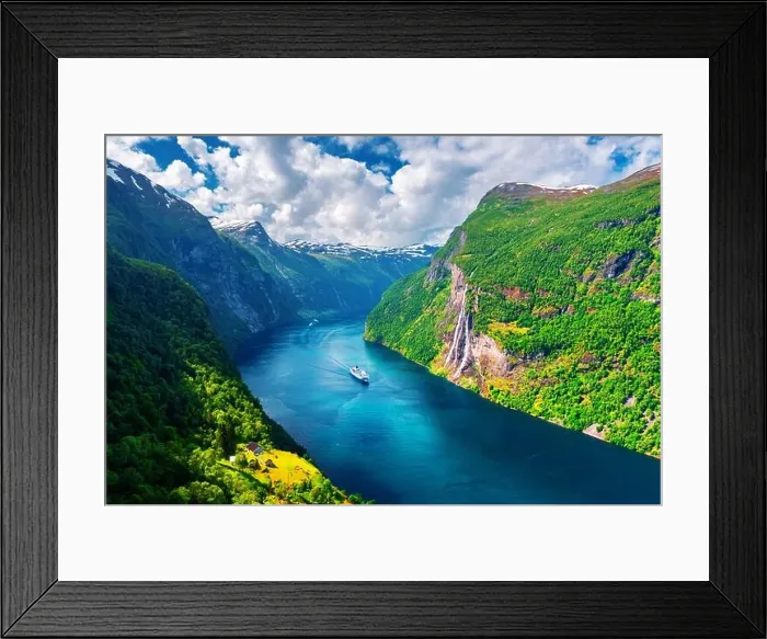 Framed Print : Breathtaking view of Sunnylvsfjorden fjord and famous Seven Sisters waterfalls, near Geiranger village in western Norway