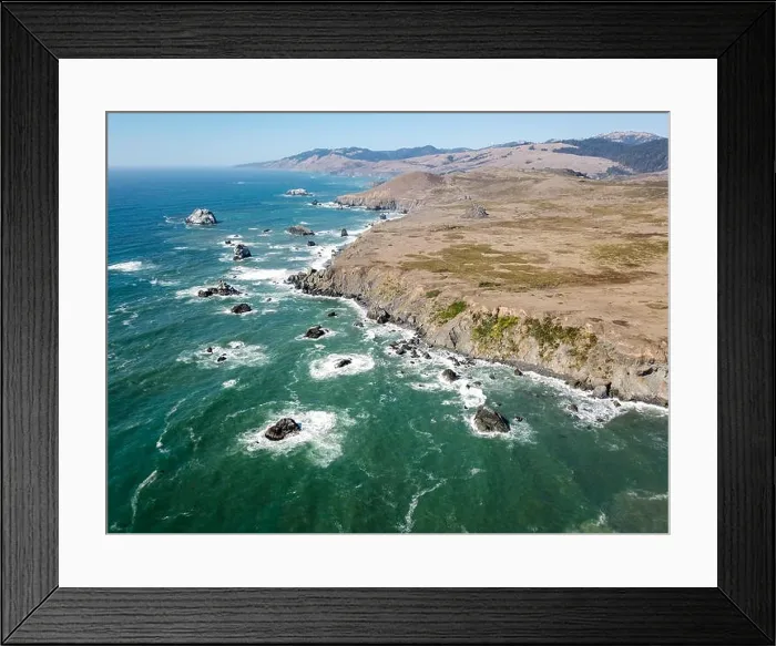 Framed Print : The cold waters of the Pacific Ocean wash against the scenic and rugged coastline in Sonoma, California Framed Print : The cold waters of the Pacific Ocean wash against the scenic and rugged coastline in Sonoma, California