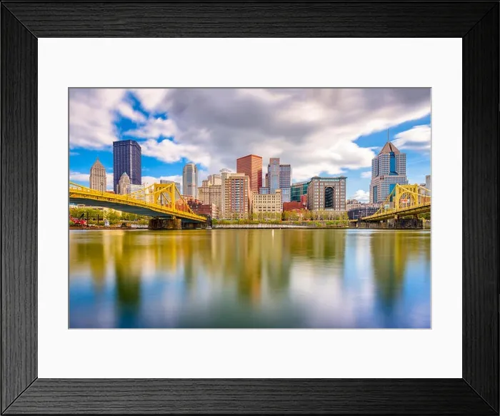 Framed Print : Pittsburgh, Pennsylvania, USA skyline on the river Framed Print : Pittsburgh, Pennsylvania, USA skyline on the river