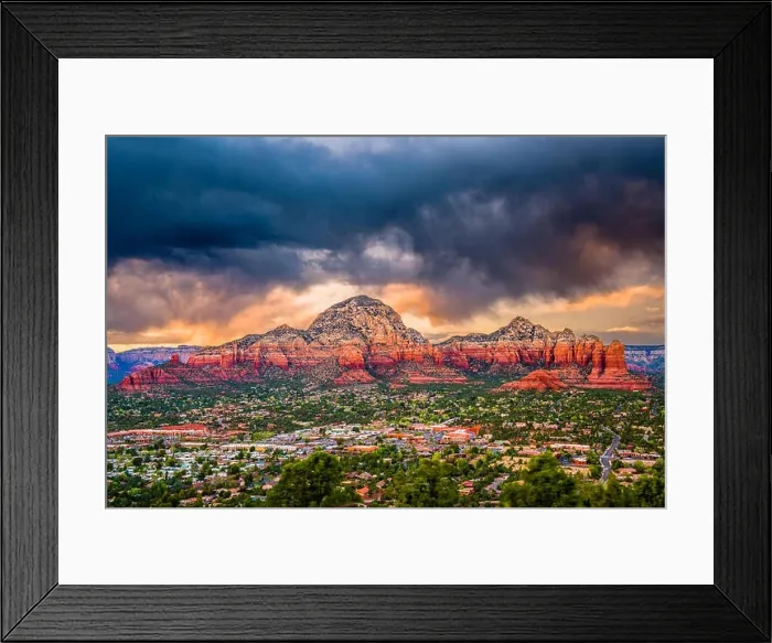Framed Print : Sedona, Arizona, USA downtown and mountains Framed Print : Sedona, Arizona, USA downtown and mountains