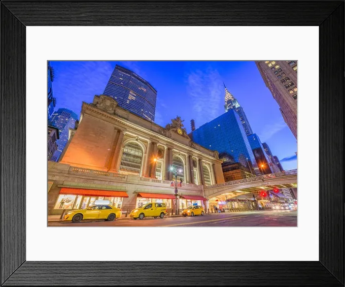 Framed Print : New York, New York, USA at Grand Central Terminal in Midtown Manhattan in the morning Framed Print : New York, New York, USA at Grand Central Terminal in Midtown Manhattan in the morning