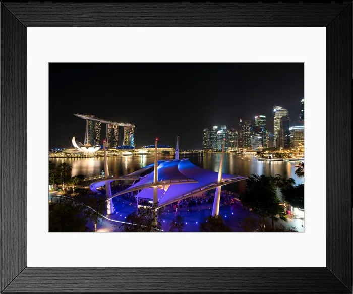 Framed Print : Singapore business district skyline in night at Marina Bay, Singapore Framed Print : Singapore business district skyline in night at Marina Bay, Singapore