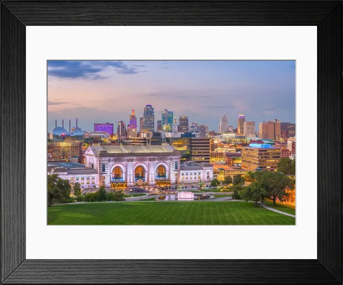 Framed Print : Kansas City, Missouri, USA downtown skyline with Union Station at dusk Framed Print : Kansas City, Missouri, USA downtown skyline with Union Station at dusk