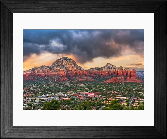 Framed Print : Sedona, Arizona, USA downtown and mountains Framed Print : Sedona, Arizona, USA downtown and mountains
