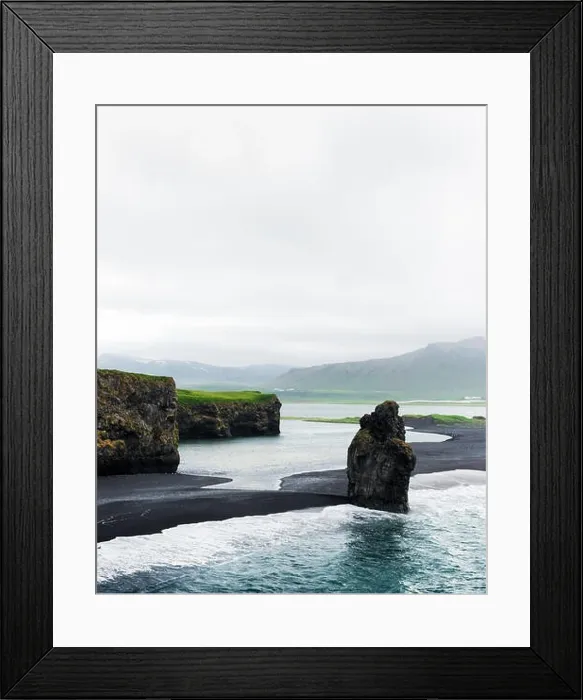 Framed Print : Incredible view of the Black beach Framed Print : Incredible view of the Black beach