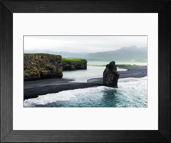 Framed Print : Incredible view of the Black beach Framed Print : Incredible view of the Black beach
