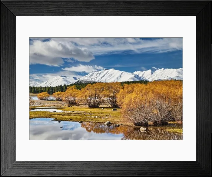 Framed Print : Mountain landscape, Lake Tekapo, New Zealand Framed Print : Mountain landscape, Lake Tekapo, New Zealand