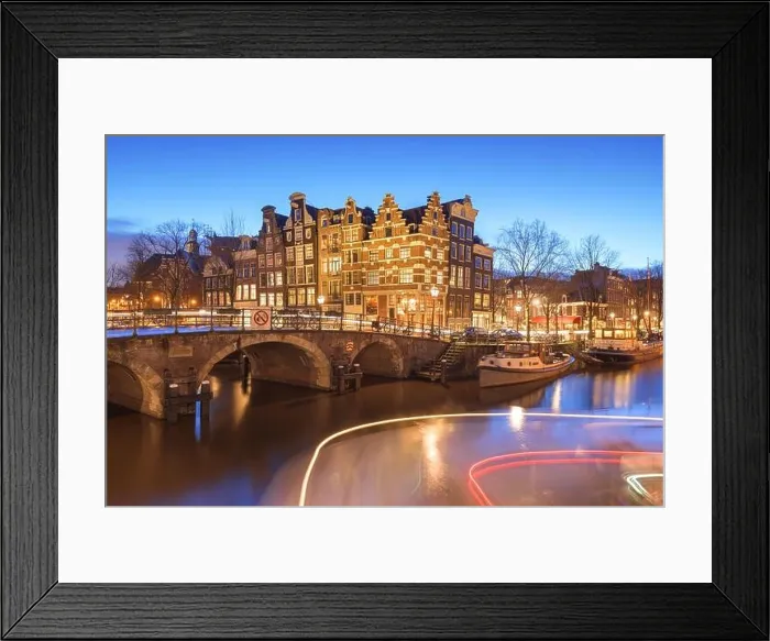 Framed Print : Amsterdam, Netherlands bridges and canals at twilight Framed Print : Amsterdam, Netherlands bridges and canals at twilight