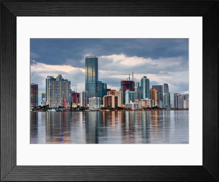 Framed Print : Miami, Florida, USA downtown skyline from across the Biscayne Bay at twilight Framed Print : Miami, Florida, USA downtown skyline from across the Biscayne Bay at twilight