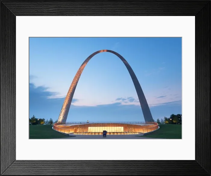 Framed Print : ST. LOUIS, MISSOURI - AUGUST 25, 2018: The Gateway Arch and Visitor Center in Gateway Arch National Park at dawn Framed Print : ST. LOUIS, MISSOURI - AUGUST 25, 2018: The Gateway Arch and Visitor Center in Gateway Arch National Park at dawn