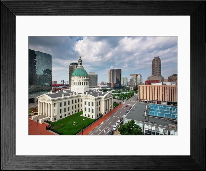 Framed Print : St. Louis, Missouri, USA downtown skyline and court house Framed Print : St. Louis, Missouri, USA downtown skyline and court house