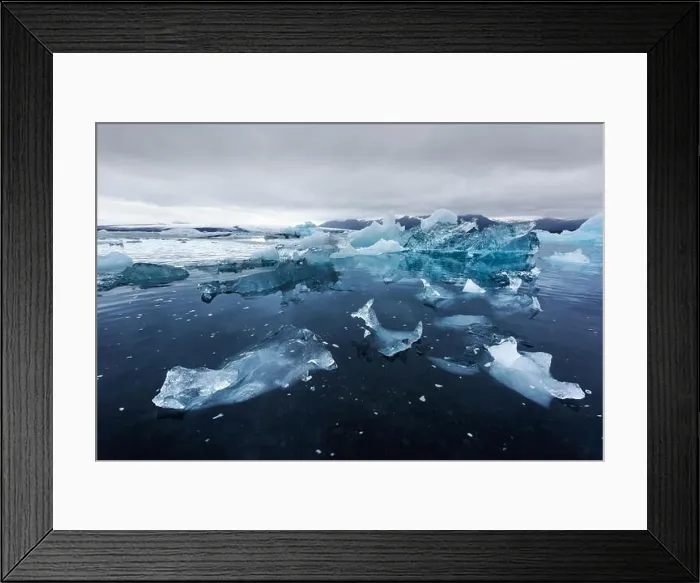 Framed Print : Icebergs in Jokulsarlon glacial lagoon Framed Print : Icebergs in Jokulsarlon glacial lagoon