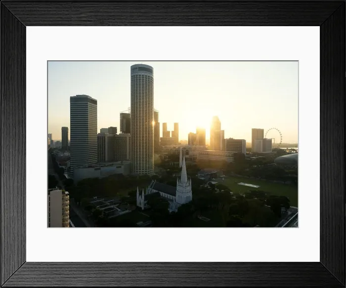 Framed Print : Singapore cityscape at dusk. Landscape of Singapore business building around Marina bay. Modern high building in business district area at sunrise Framed Print : Singapore cityscape at dusk. Landscape of Singapore business building around Marina bay. Modern high building in business district area at sunrise