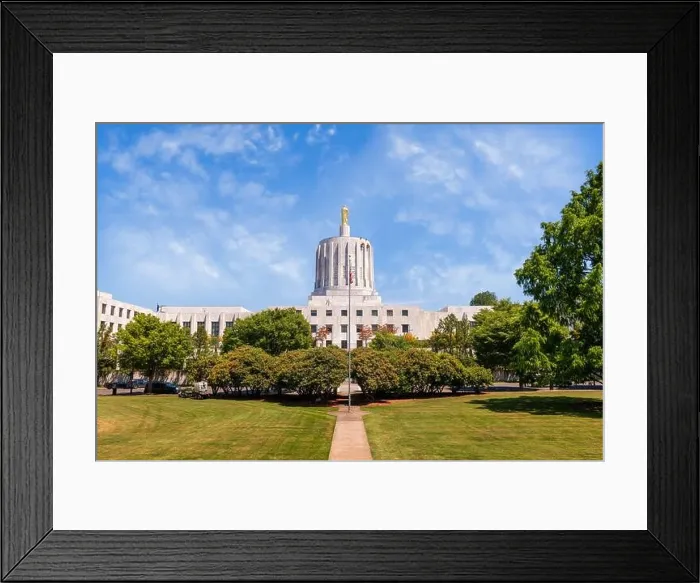 Framed Print : Salem, Oregon, USA at the State Capitol and lawn Framed Print : Salem, Oregon, USA at the State Capitol and lawn