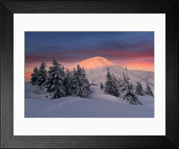 Framed Print : Fantastic winter landscape in snowy mountains glowing by morning sunlight. Dramatic wintry scene with frozen snowy trees at sunrise Framed Print : Fantastic winter landscape in snowy mountains glowing by morning sunlight. Dramatic wintry scene with frozen snowy trees at sunrise