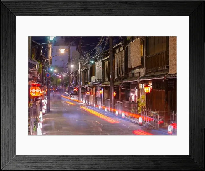 Framed Print : Kyoto, Japan streets at night in the Gion Shirakawa district Framed Print : Kyoto, Japan streets at night in the Gion Shirakawa district