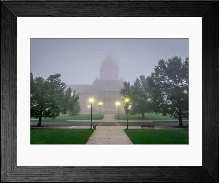 Framed Print : Frankfort, Kentucky, USA with the Kentucky State Capitol in a fog Framed Print : Frankfort, Kentucky, USA with the Kentucky State Capitol in a fog