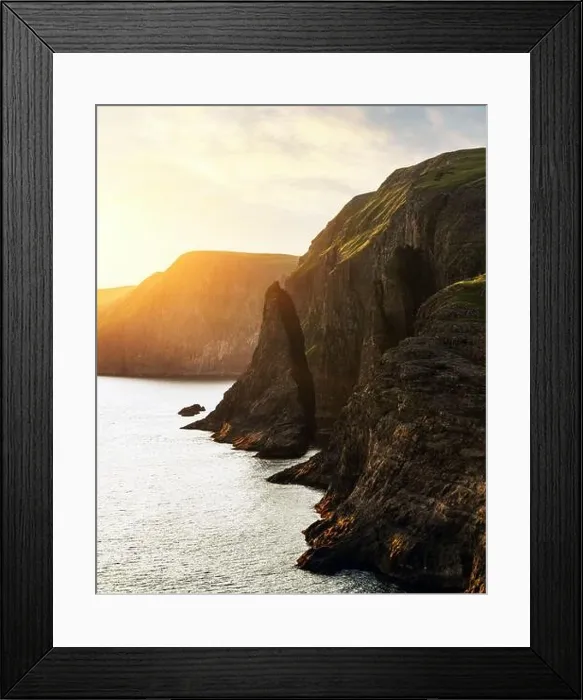 Framed Print : Famous cliff near Sorvagsvatn lake on Vagar island Framed Print : Famous cliff near Sorvagsvatn lake on Vagar island