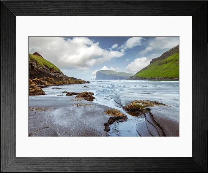 Framed Print : Tjornuvik beach on Streymoy island Framed Print : Tjornuvik beach on Streymoy island