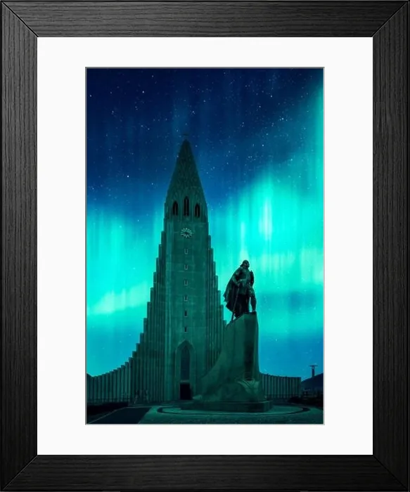 Framed Print : Aurora borealis Northern lights shining over the church Hallgrimskirkja in Reykjavik. Landscape photography Framed Print : Aurora borealis Northern lights shining over the church Hallgrimskirkja in Reykjavik. Landscape photography