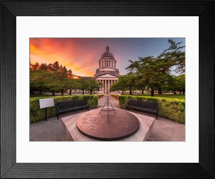 Framed Print : Olympia, Washington, USA state capitol building at dusk Framed Print : Olympia, Washington, USA state capitol building at dusk