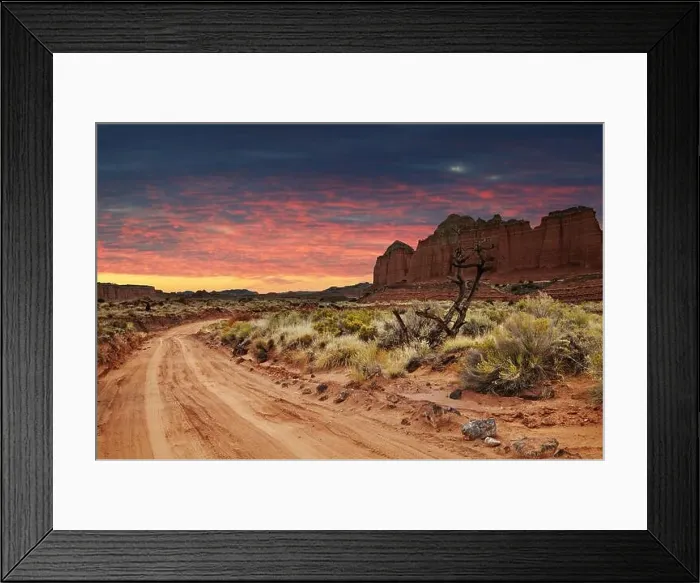 Framed Print : Dirt road in Utah desert, Capitol Reef national park, USA Framed Print : Dirt road in Utah desert, Capitol Reef national park, USA