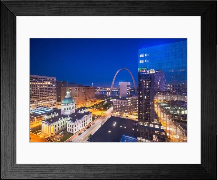 Framed Print : St. Louis, Missouri, USA downtown cityscape with the arch and courthouse at dusk Framed Print : St. Louis, Missouri, USA downtown cityscape with the arch and courthouse at dusk