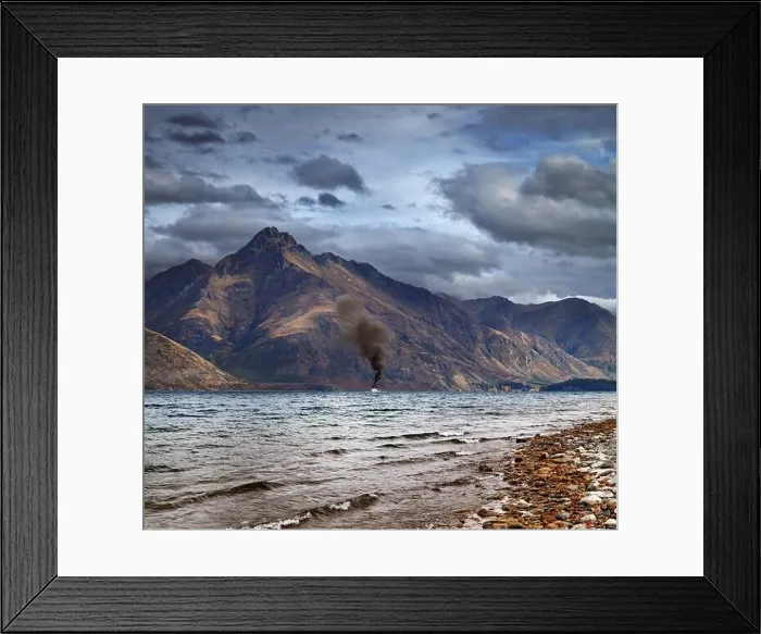 Framed Print : Old steamship on Wakatipu lake, Queenstown, New Zealand Framed Print : Old steamship on Wakatipu lake, Queenstown, New Zealand