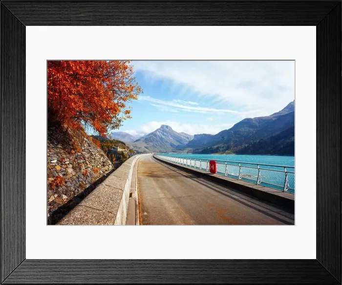 Framed Print : Road on dam on Roselend lake (Lac de Roselend). France Alps (Auvergne-Rhone-Alpes). Landscape photography Framed Print : Road on dam on Roselend lake (Lac de Roselend). France Alps (Auvergne-Rhone-Alpes). Landscape photography