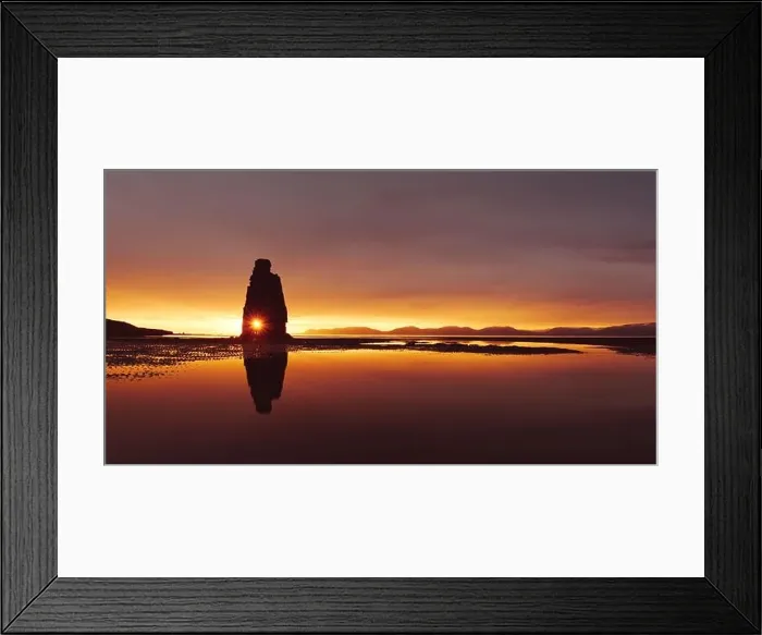 Framed Print : Picturesque landscape with famous Hvitserkur rock and dark sand after the tide. Vatnsnes peninsula, Iceland, Europe Framed Print : Picturesque landscape with famous Hvitserkur rock and dark sand after the tide. Vatnsnes peninsula, Iceland, Europe
