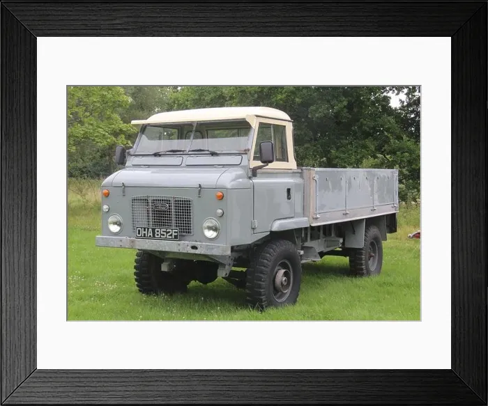 Framed Print : LAND ROVER DEFENDER SERIES 2 FORWARD CONTROL Framed Print : LAND ROVER DEFENDER SERIES 2 FORWARD CONTROL