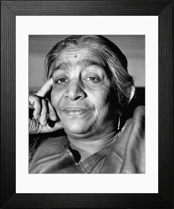 Framed Print : Sarojini Naidu in Bombay 1946 Framed Print : Sarojini Naidu in Bombay 1946