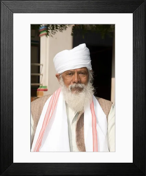 Framed Print : twenty fourth acharya shree vivek das saheb, kabir math, varanasi, uttar pradesh, Asia, India Framed Print : twenty fourth acharya shree vivek das saheb, kabir math, varanasi, uttar pradesh, Asia, India