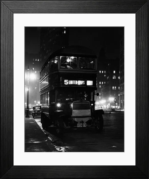 Framed Print : 1930s DOUBLE-DECKER 5TH AVENUE BUS AT NIGHT NEAR FLATIRON BUILDING NEW YORK CITY USA Framed Print : 1930s DOUBLE-DECKER 5TH AVENUE BUS AT NIGHT NEAR FLATIRON BUILDING NEW YORK CITY USA