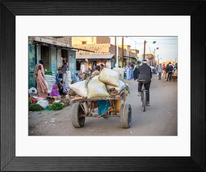 Framed Print : Market scene in Atar, Mauritania Framed Print : Market scene in Atar, Mauritania