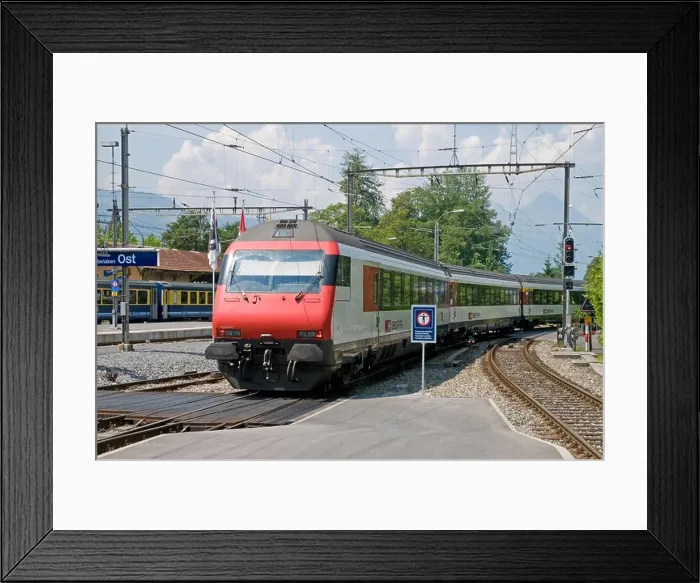 Framed Print : Swiss Regional train approaching Interlaken Ost station, Switzerland Framed Print : Swiss Regional train approaching Interlaken Ost station, Switzerland