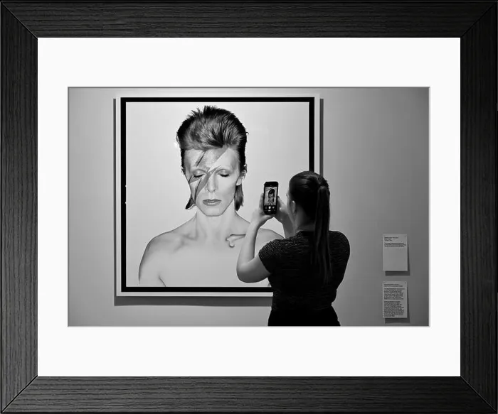 Framed Print : Aladdin Sane : 50 Years. An exhibition of photographs by Brian Duffy celebrating half a century of David Bowie's iconic album Framed Print : Aladdin Sane : 50 Years. An exhibition of photographs by Brian Duffy celebrating half a century of David Bowie's iconic album