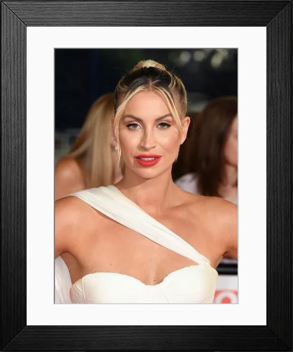 Framed Print : September 9, 2021, London, UK Ferne McCann arriving at the National Television Awards 2021, O2 Arena, London Framed Print : September 9, 2021, London, UK Ferne McCann arriving at the National Television Awards 2021, O2 Arena, London