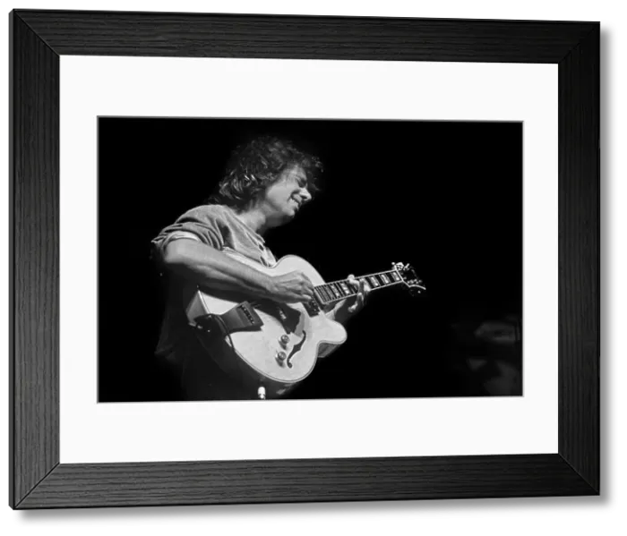 Framed Print : PAT METHENY performs with his trio at the MONTEREY JAZZ FESTIVAL - CALIFORNIA Framed Print : PAT METHENY performs with his trio at the MONTEREY JAZZ FESTIVAL - CALIFORNIA