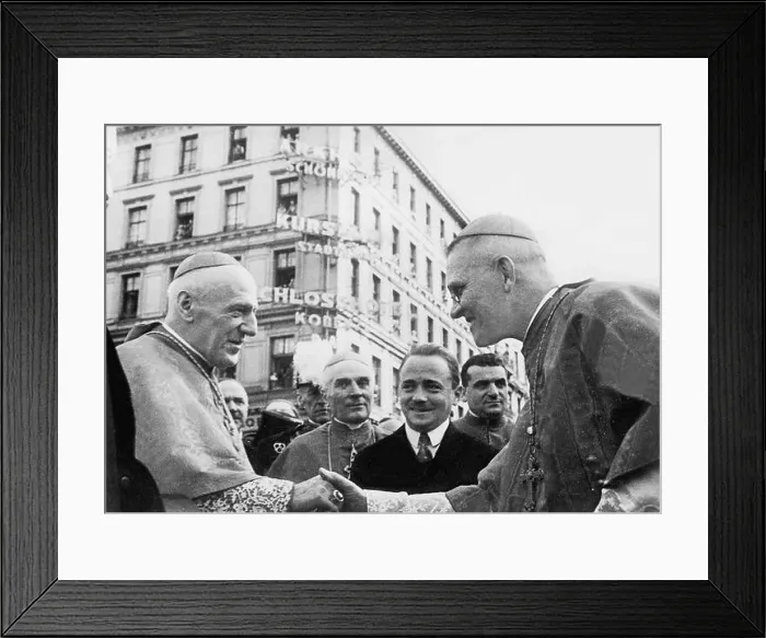 Framed Print : Cardinal La Fontaine, Cardinal Innitzer and Engelbert Dollfuss, 1933 Framed Print : Cardinal La Fontaine, Cardinal Innitzer and Engelbert Dollfuss, 1933