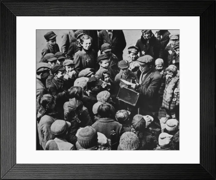 Framed Print : Jankiel Herszkowicz, 1941, by Mendel Grossman Framed Print : Jankiel Herszkowicz, 1941, by Mendel Grossman