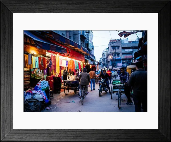 Framed Print : Shastri Textiles Market at night, Amritsar, Punjab, India Framed Print : Shastri Textiles Market at night, Amritsar, Punjab, India
