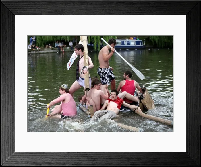 Framed Print : CAMBRIDGE UNIVERSITY STUDENTS ON SUICIDE SUNDAY BOAT RACE ON THE RIVER CAM IN CAMBRIDGE JUNE TO CELEBRATE THE END OF EXAMS Framed Print : CAMBRIDGE UNIVERSITY STUDENTS ON SUICIDE SUNDAY BOAT RACE ON THE RIVER CAM IN CAMBRIDGE JUNE TO CELEBRATE THE END OF EXAMS