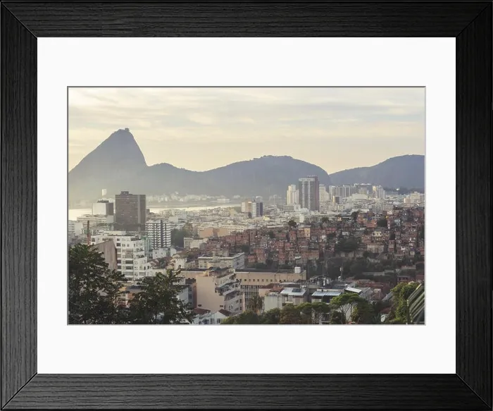 Framed Print : A favela slum community in Santa Teresa, Rio de Janeiro, Brazil Framed Print : A favela slum community in Santa Teresa, Rio de Janeiro, Brazil
