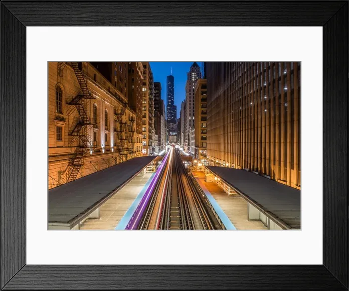 Framed Print : view of Chicago EL train light trails and trump tower from adams / Wabash station at blue hour Framed Print : view of Chicago EL train light trails and trump tower from adams / Wabash station at blue hour